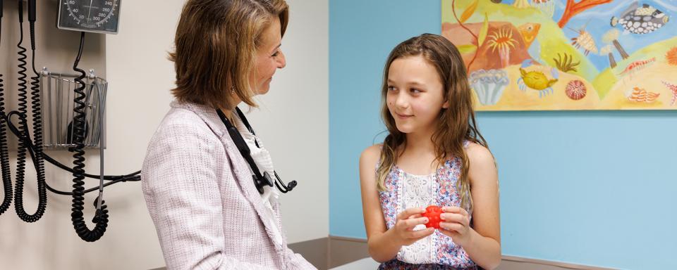 Endocrinology division - physician with patient